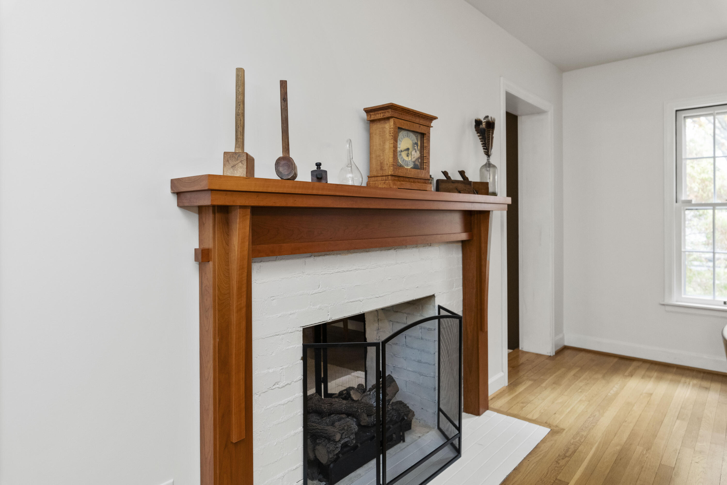 108 Tahoma Road Lexington, KY 40503 - Photo 13 of 45 new fireplace