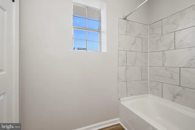 $209,900 | 935 Muhlenberg Street, Reading, PA 19602