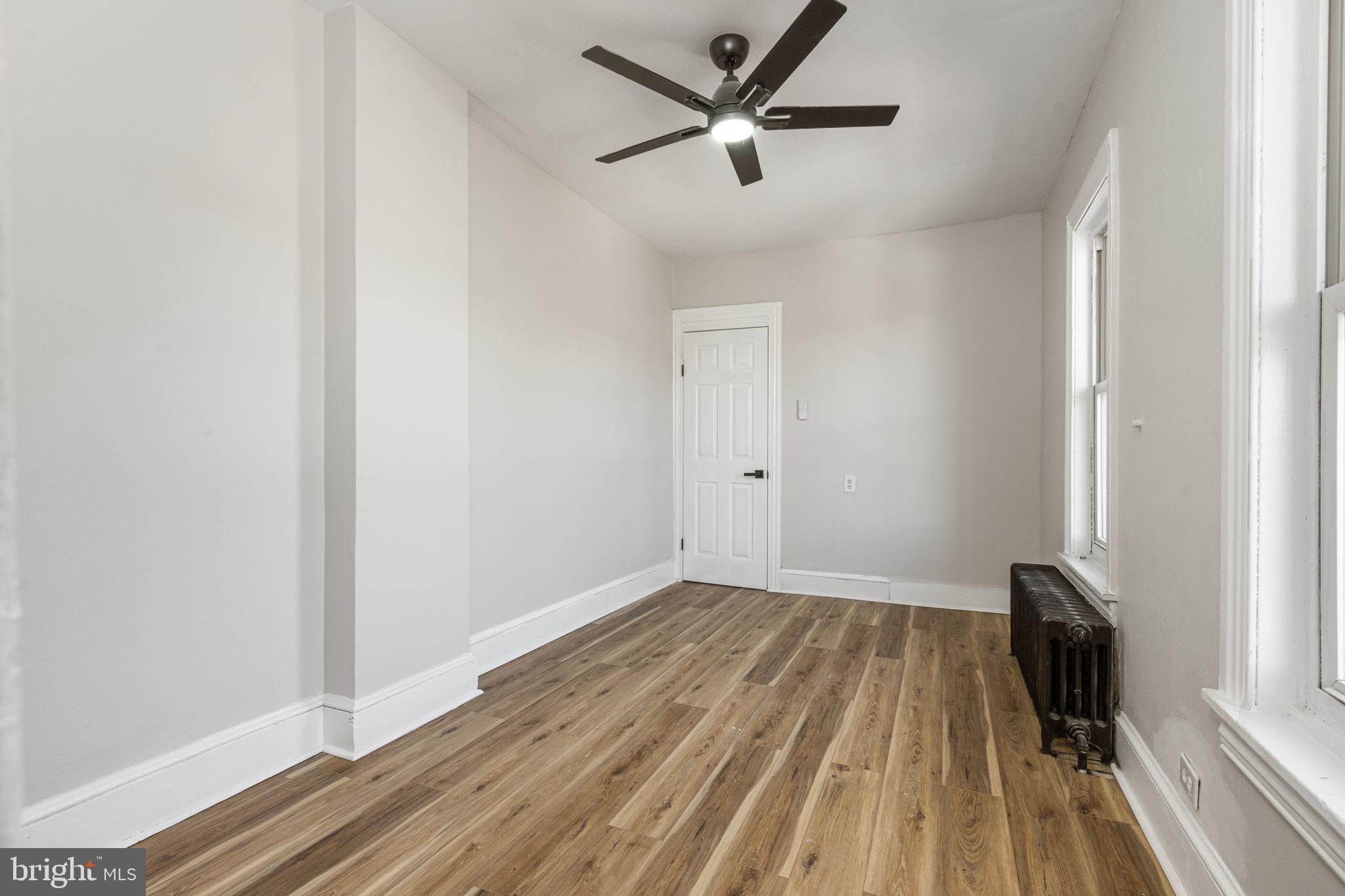 935 Muhlenberg Street Reading, PA 19602 - Photo 17 of 30