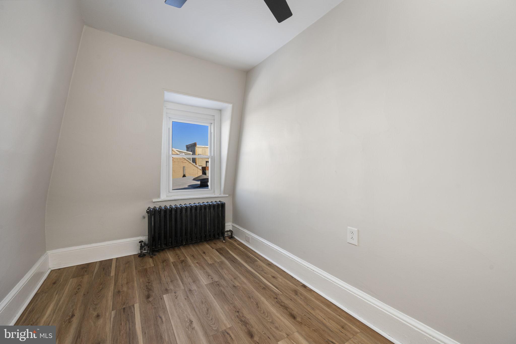 935 Muhlenberg Street Reading, PA 19602 - Photo 22 of 30