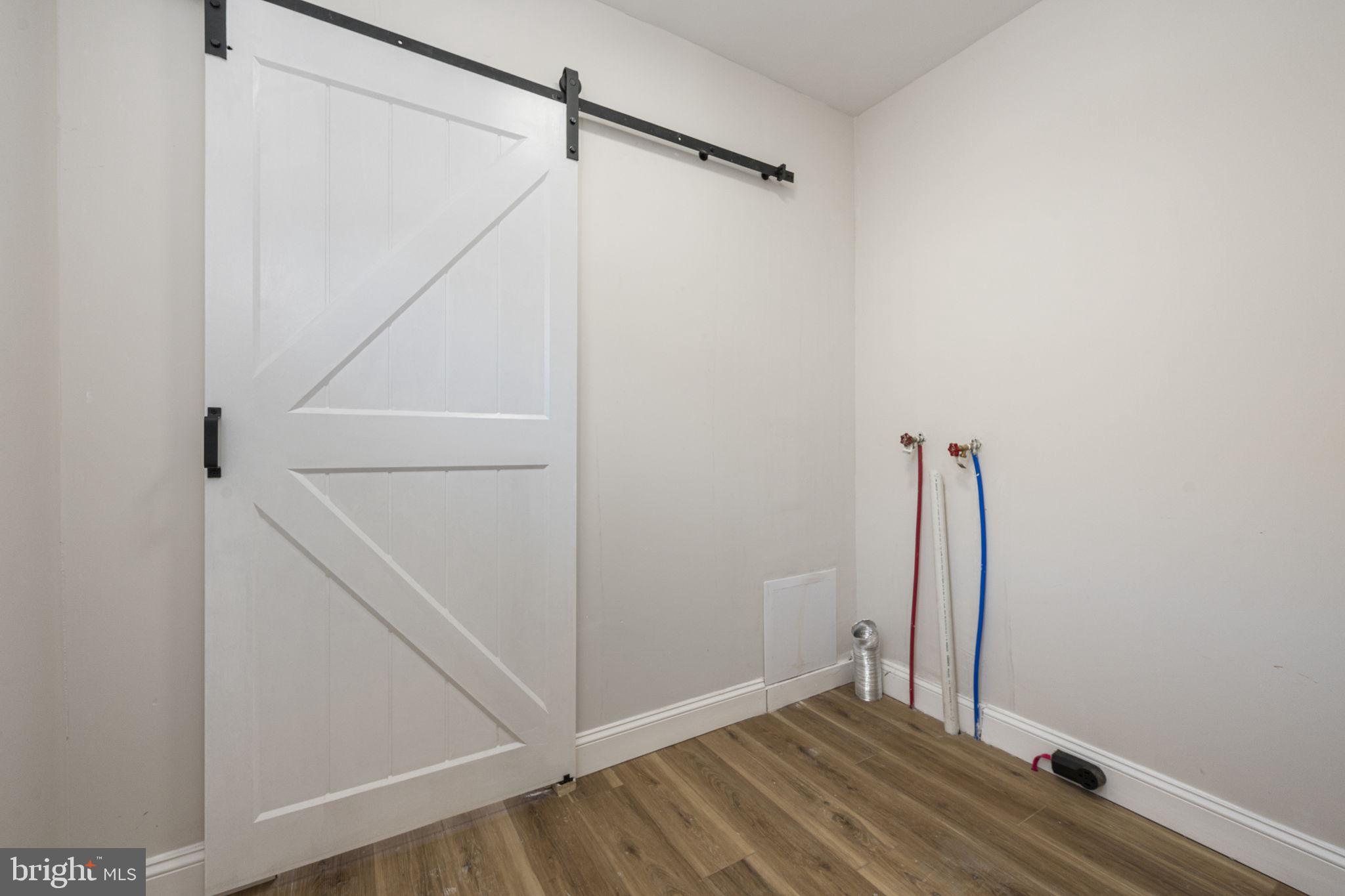 935 Muhlenberg Street Reading, PA 19602 - Photo 9 of 30