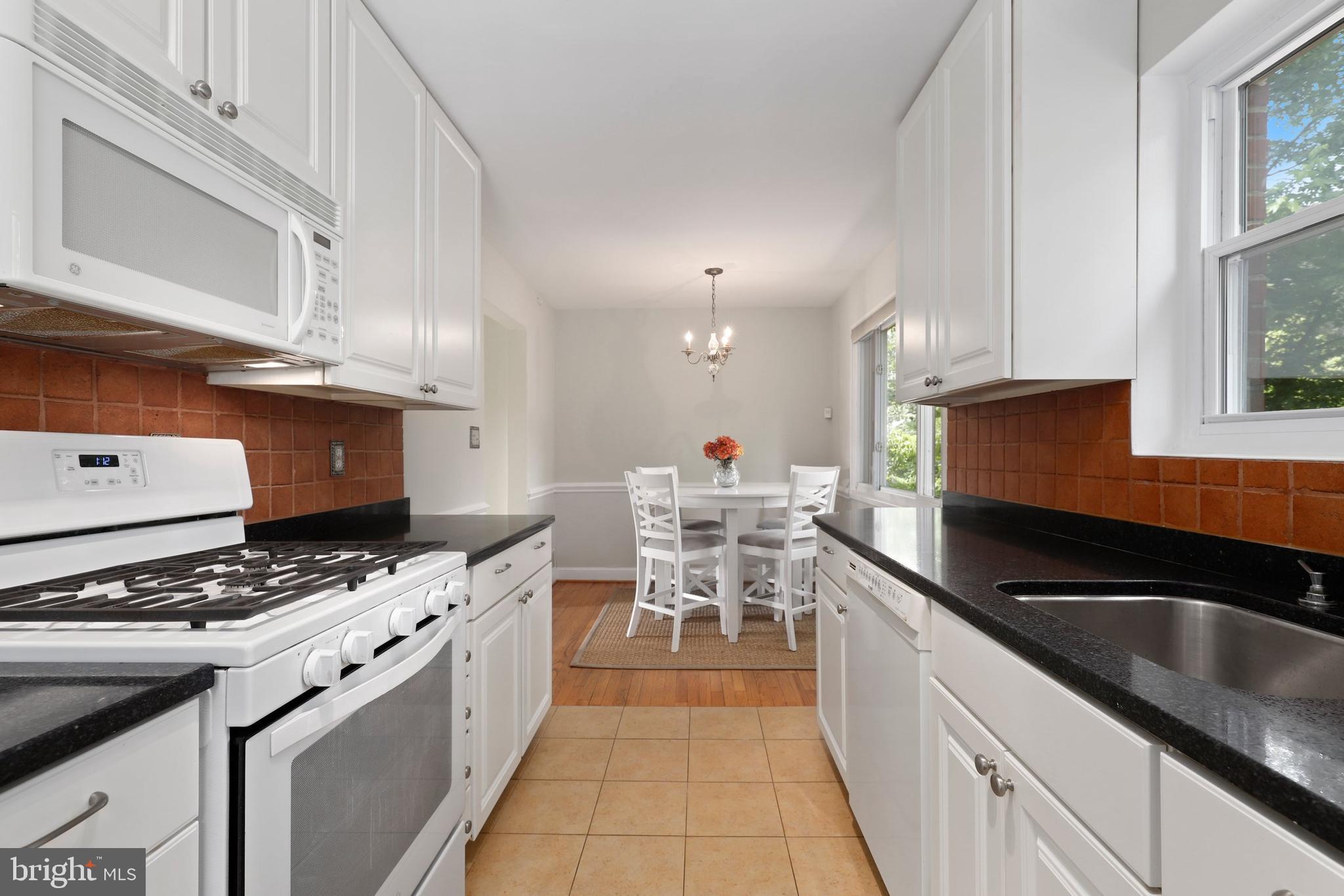 2719 Hardy Avenue Silver Spring, MD 20902 - Photo 13 of 41