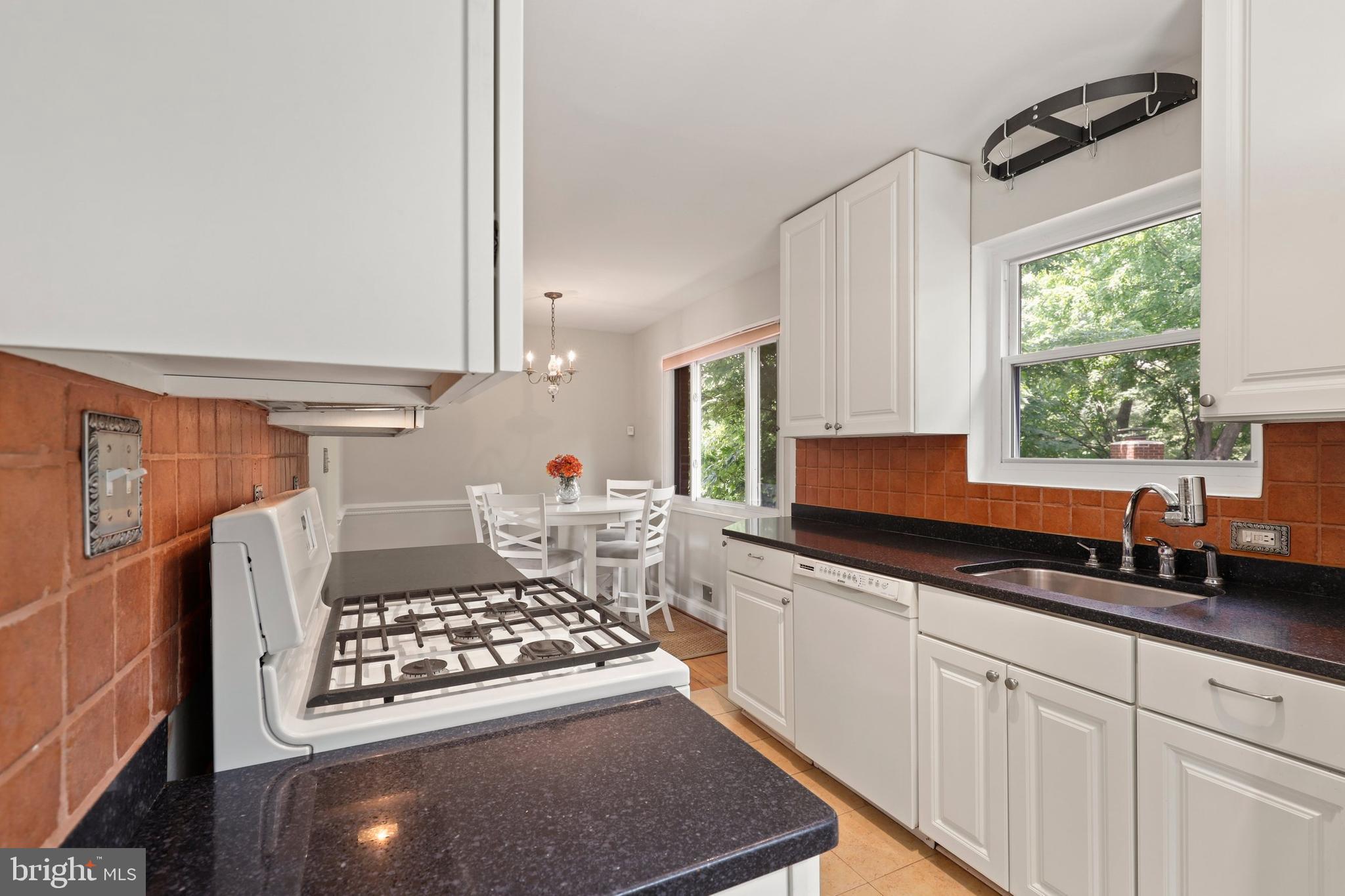 2719 Hardy Avenue Silver Spring, MD 20902 - Photo 14 of 41