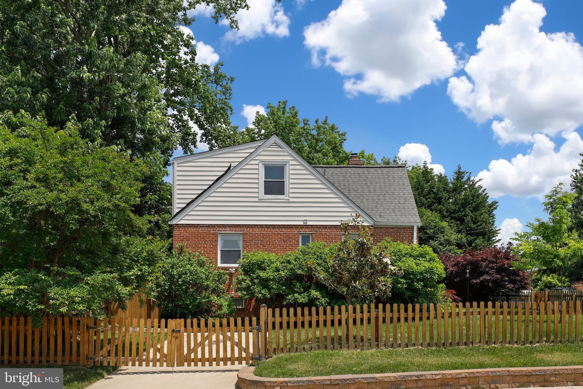 2719 Hardy Avenue Silver Spring, MD 20902 - Photo 2 of 41