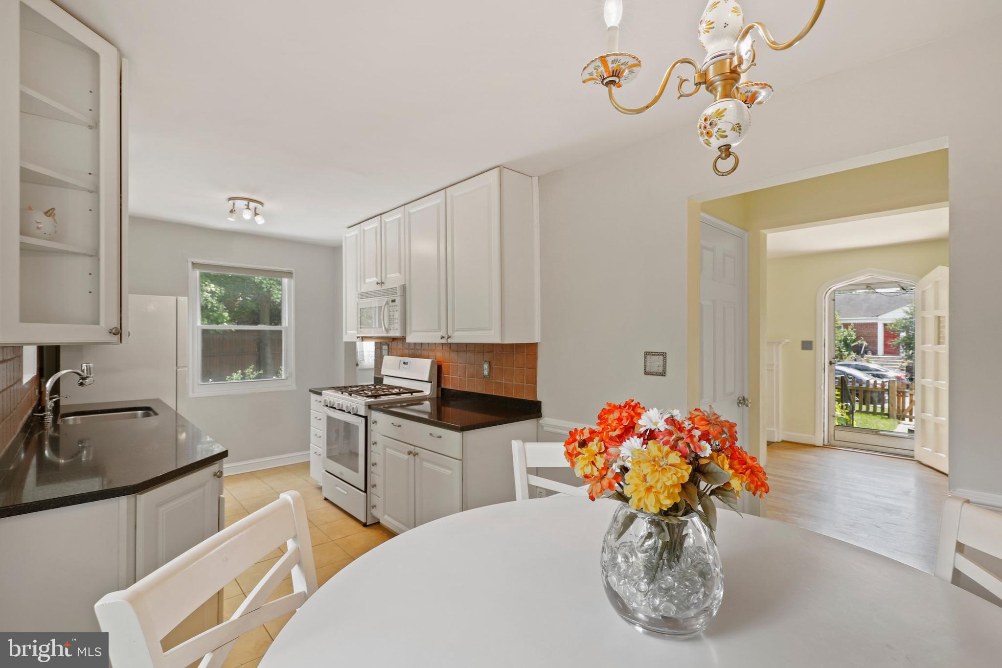 2719 Hardy Avenue Silver Spring, MD 20902 - Photo 10 of 41