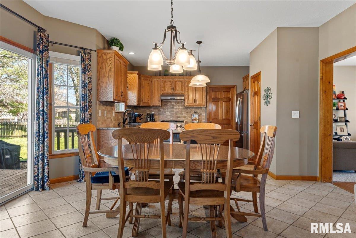 3725 Indian Grass Lane Springfield, IL 62712 - Photo 13 of 48