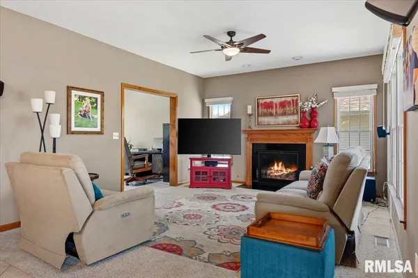 $369,900 | 3725 Indian Grass Lane, Springfield, IL 62712