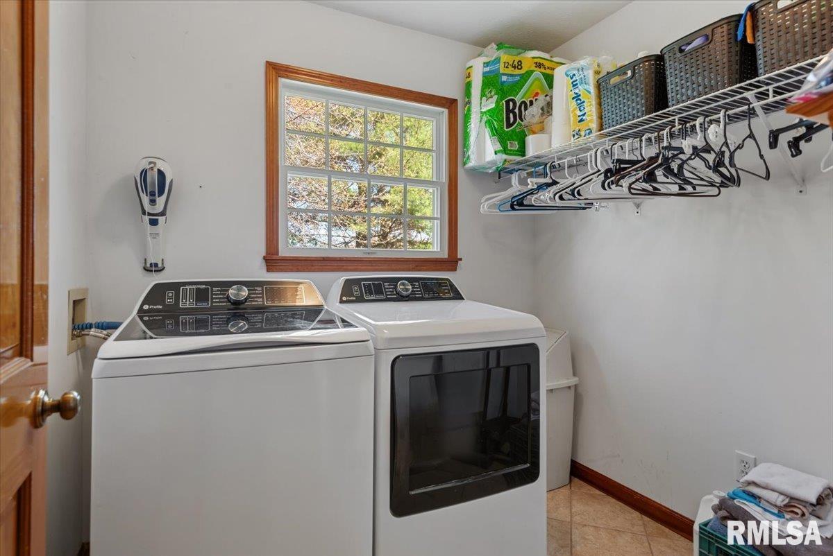 3725 Indian Grass Lane Springfield, IL 62712 - Photo 20 of 48