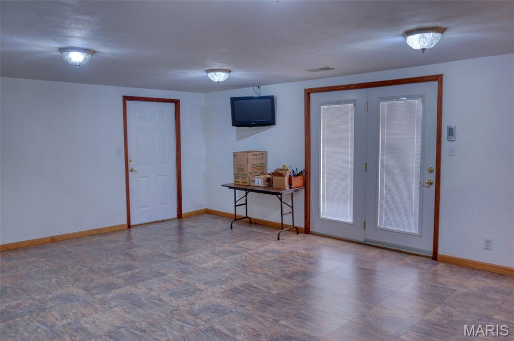 369 Mullins Road Chester, IL 62233 - Photo 31 of 50