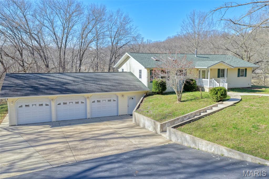 369 Mullins Road Chester, IL 62233 - Photo 5 of 50