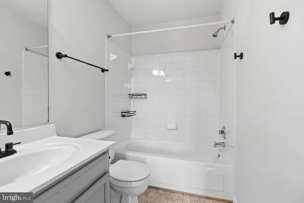 $315,000 | 751 Cedar Crest Drive, Warrenton, VA 20186