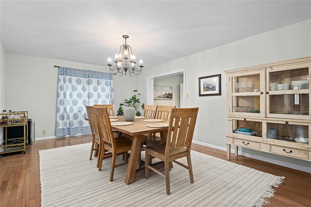 2844 Fernwald Road Pittsburgh, PA 15217 - Photo 6 of 25 Gallery Image 6