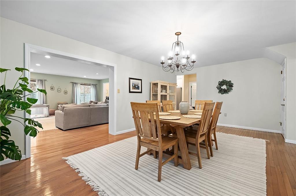 2844 Fernwald Road Pittsburgh, PA 15217 - Photo 7 of 25 Gallery Image 7