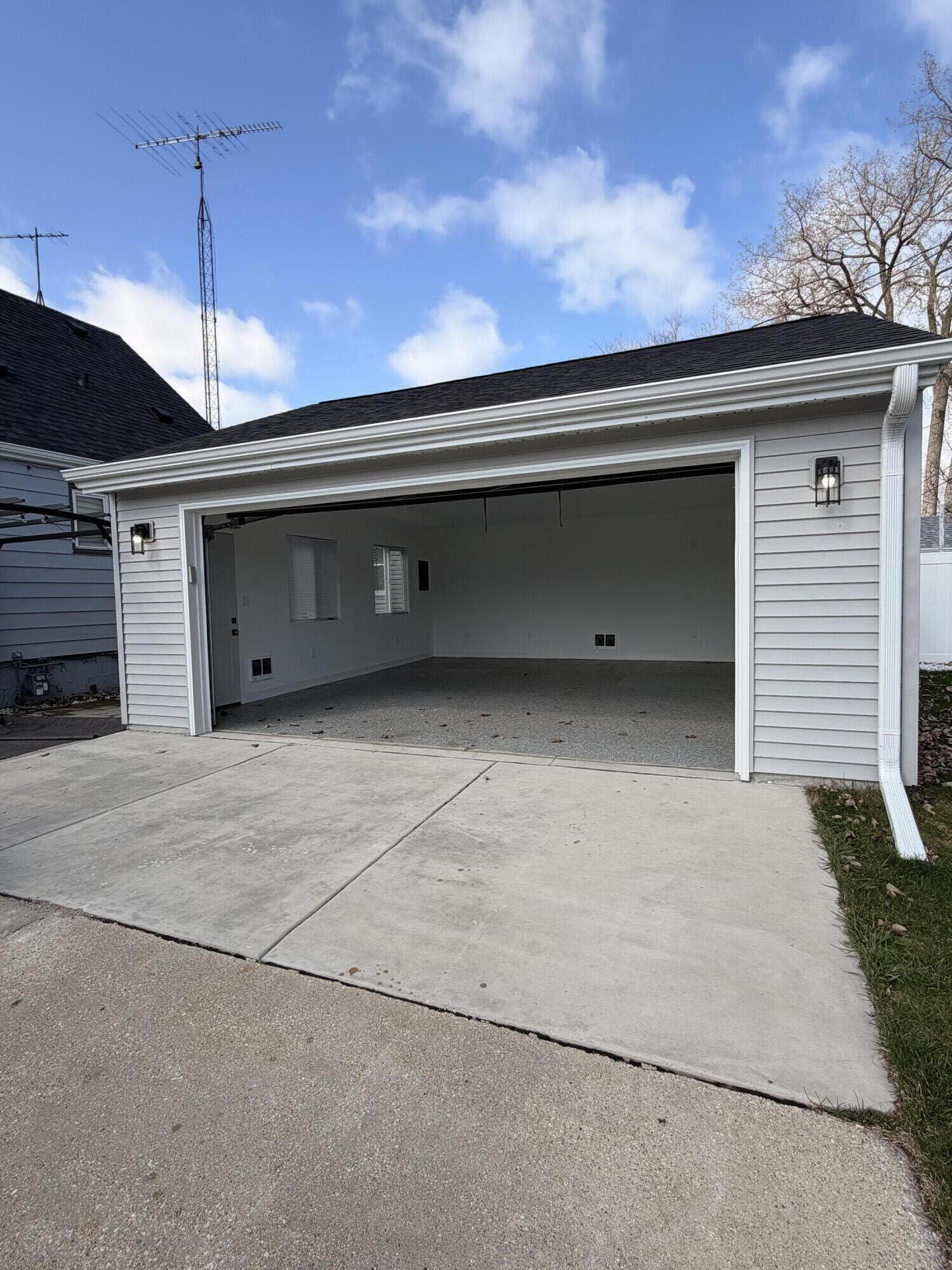 1706 Derby Avenue Mount Pleasant, WI 53403 - Photo 6 of 23 IMG_0334 (1)