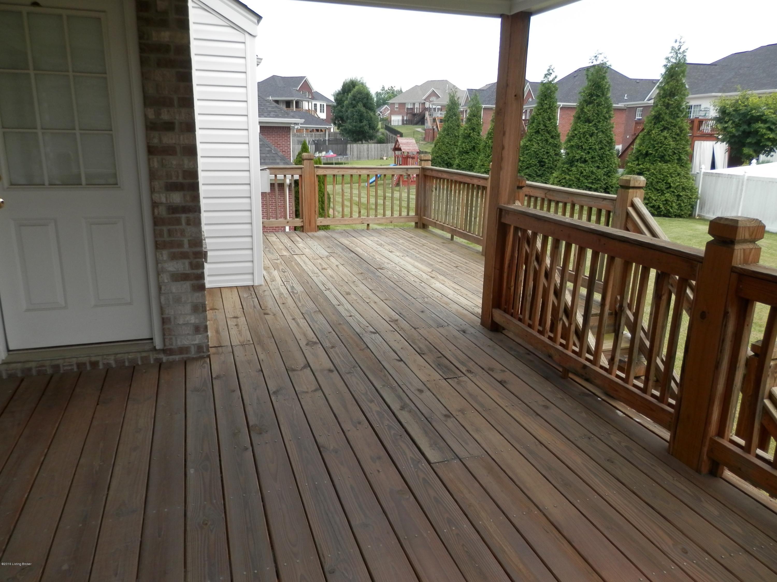 9608 Keeling Ridge Road Louisville, KY 40291 - Photo 7 of 20 P6170058