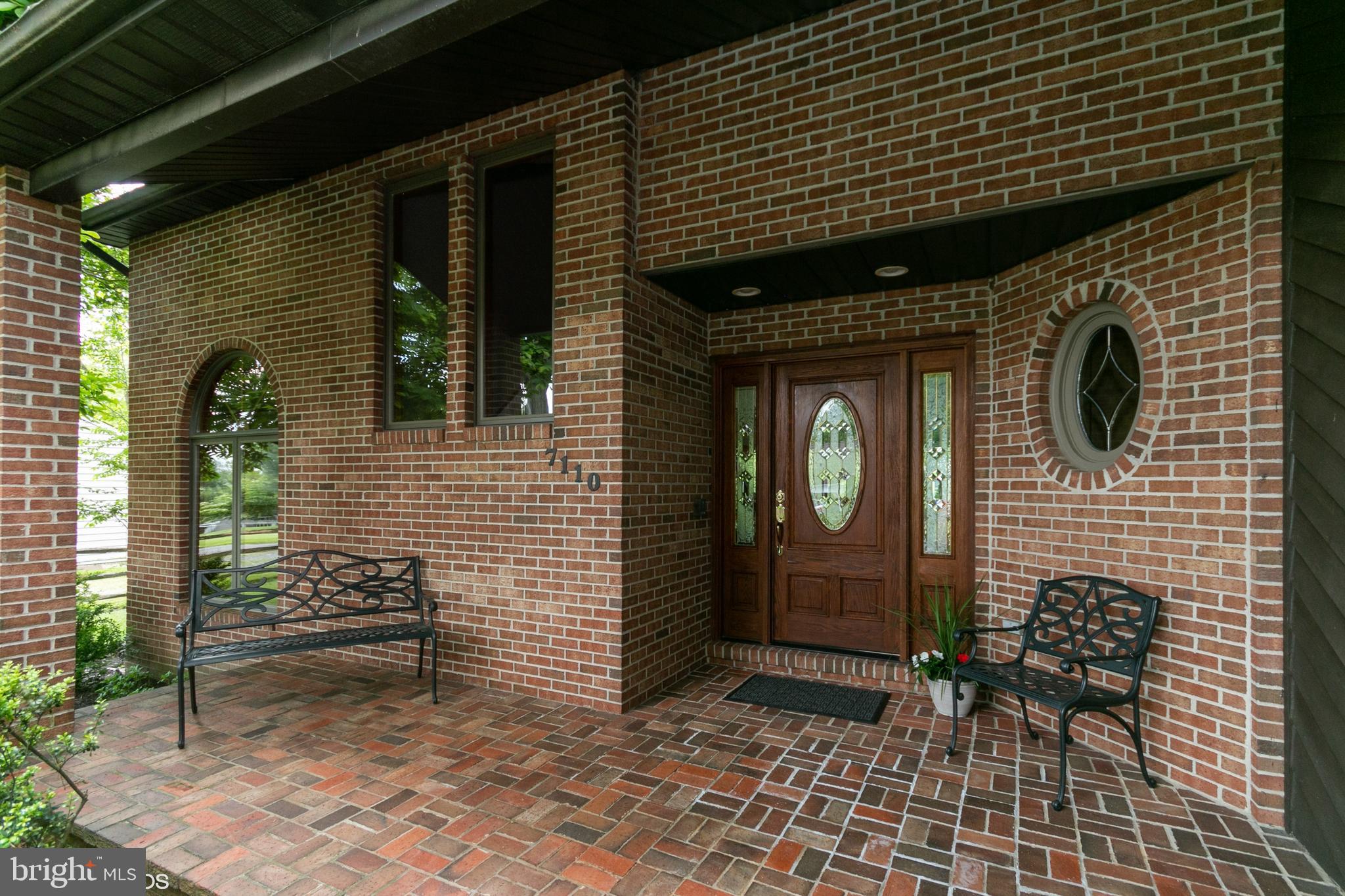 7110 Masters Road New Market, MD 21774 - Photo 2 of 29 Welcome to this beautiful contemporary.