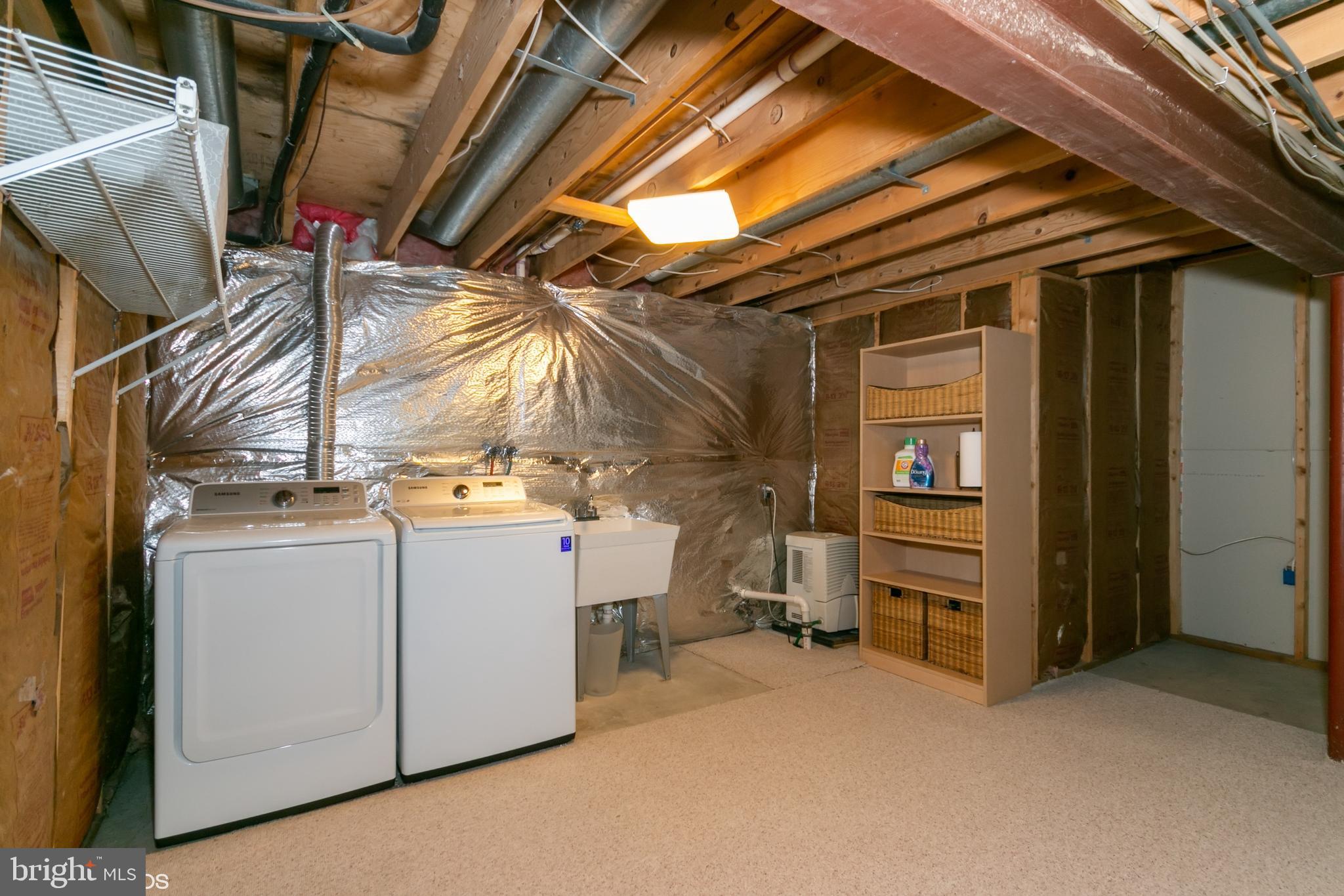 7110 Masters Road New Market, MD 21774 - Photo 26 of 29 Large laundry area
