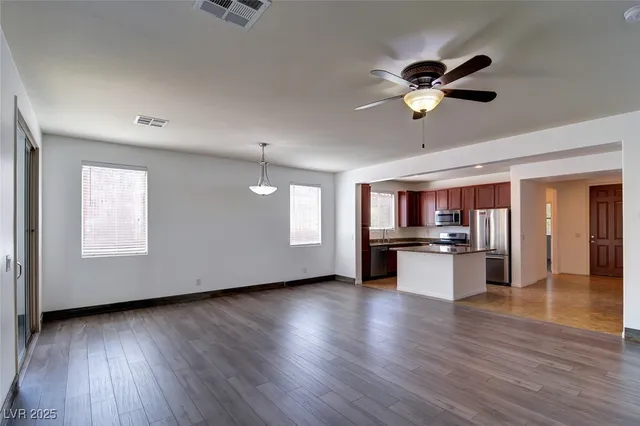 $1,950 | 1012 Via Canale Drive, Henderson, NV 89011