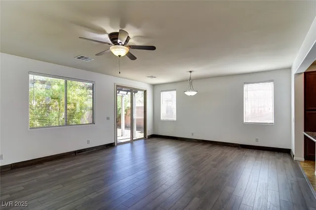 $1,950 | 1012 Via Canale Drive, Henderson, NV 89011