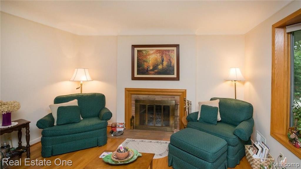 450 Elmhill Road Rochester Hills, MI 48306 - Photo 18 of 31