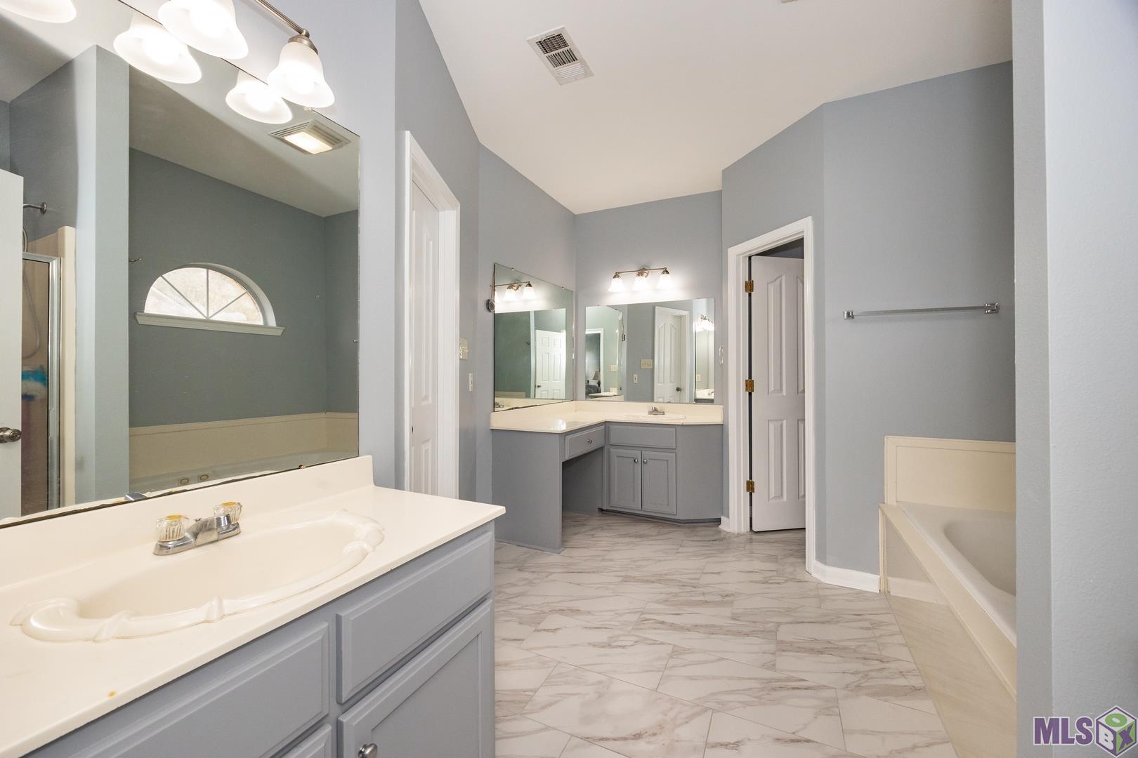 30403 Lafleur Rue Walker, LA 70785 - Photo 18 of 27