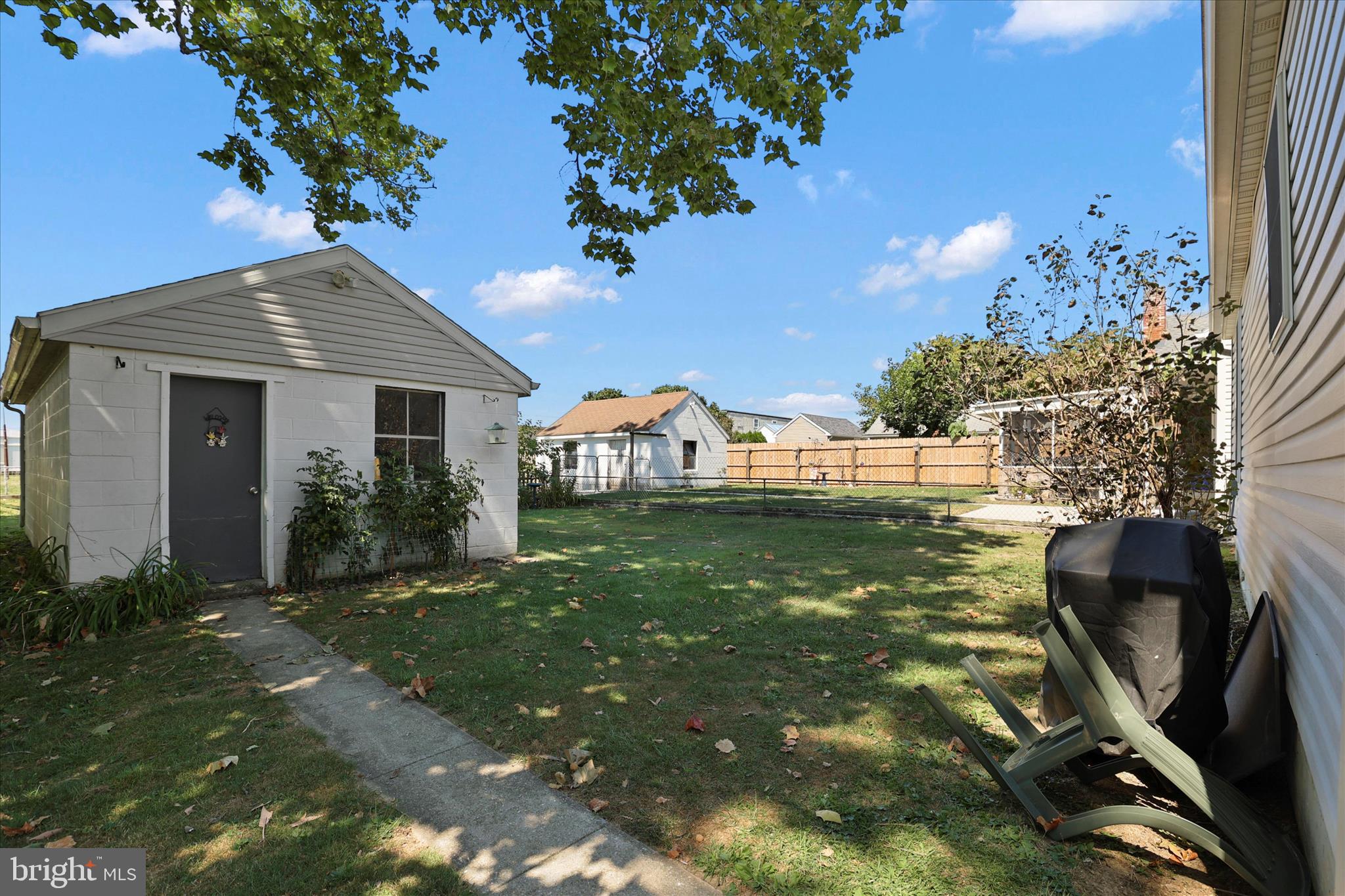 125 John Street Hanover, PA 17331 - Photo 24 of 33 Garage