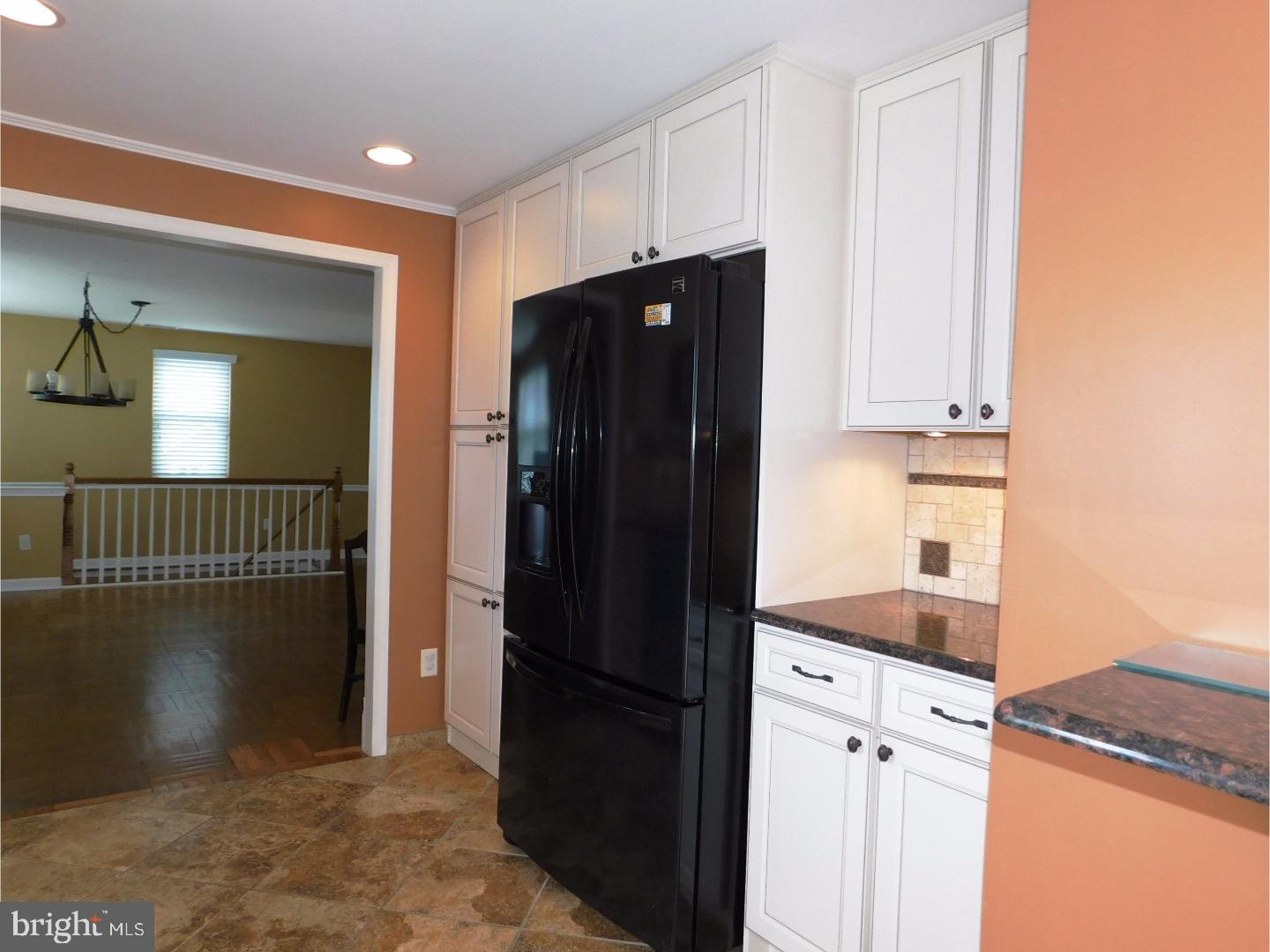 23 Ann Road Broomall, PA 19008 - Photo 8 of 25 Gallery Image 8