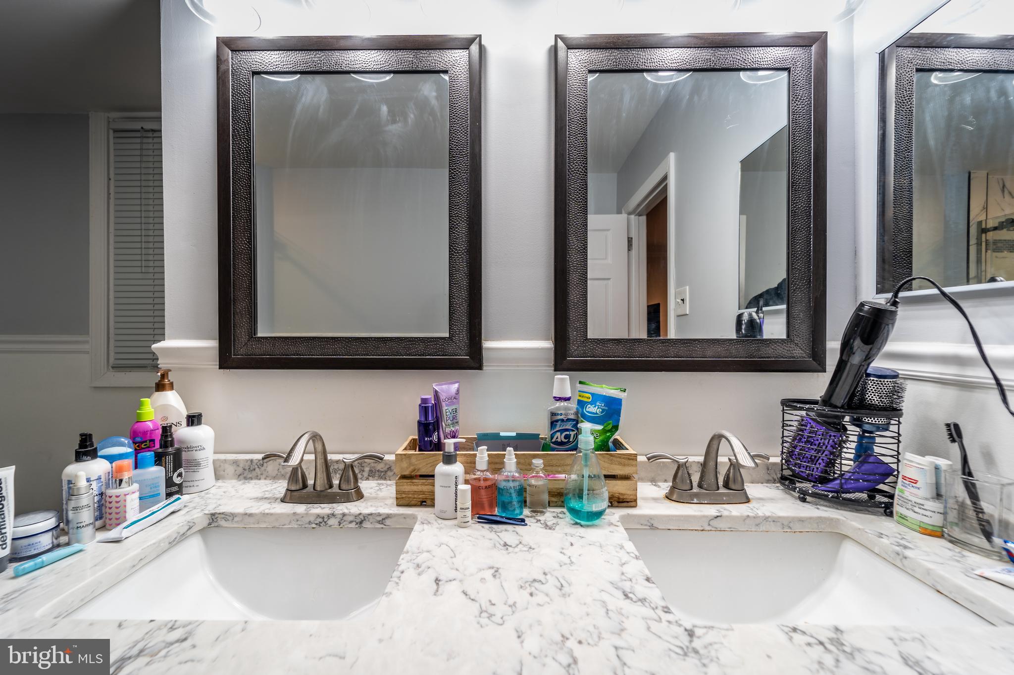 9 Mt Laurel Road Mount Laurel, NJ 08054 - Photo 30 of 48 Master Bath