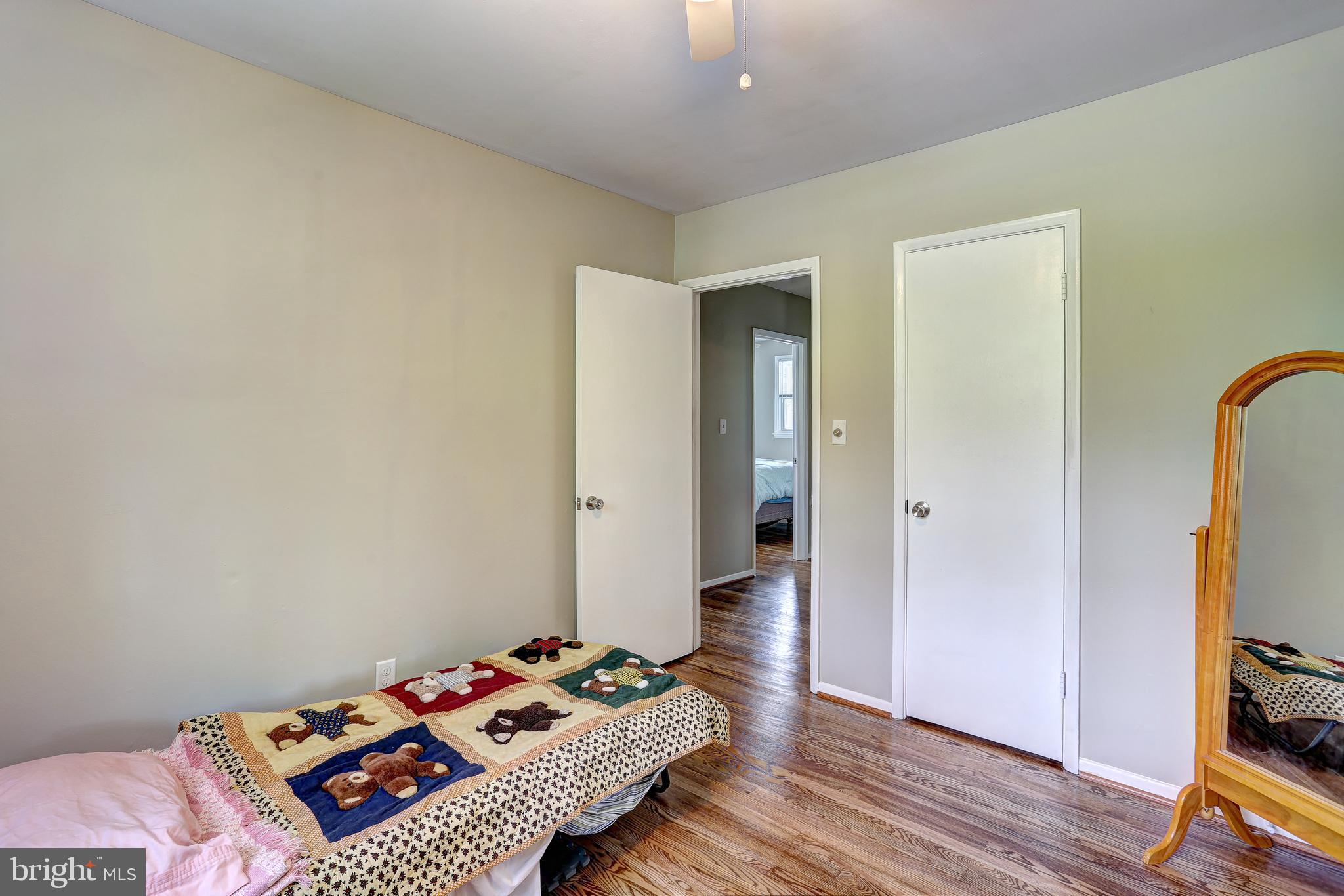 419 North Hammonds Ferry Road Linthicum, MD 21090 - Photo 13 of 24
