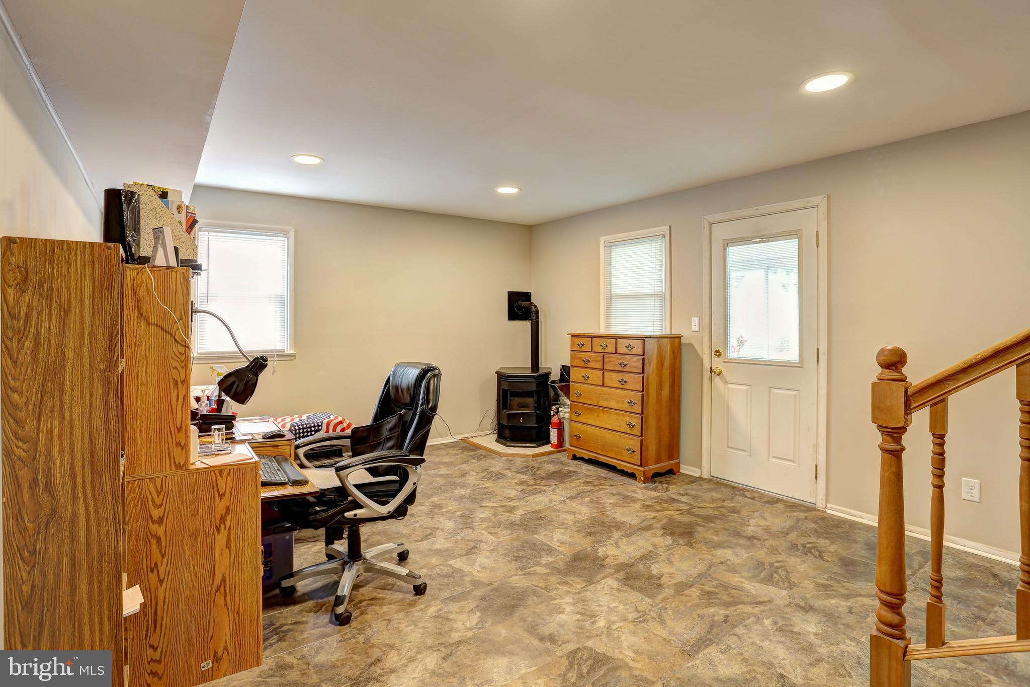 419 North Hammonds Ferry Road Linthicum, MD 21090 - Photo 16 of 24