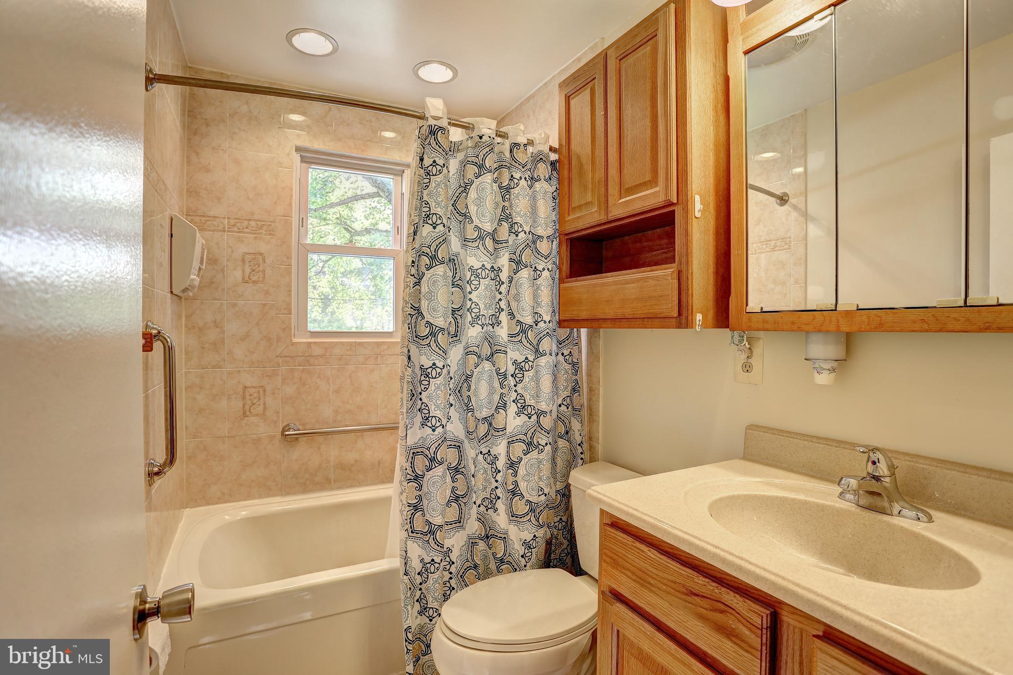419 North Hammonds Ferry Road Linthicum, MD 21090 - Photo 8 of 24