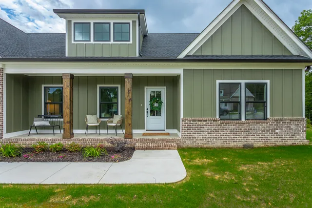 $525,000 | 125 Cascade Drive, Rossville, GA 30741