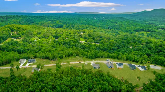 $525,000 | 125 Cascade Drive, Rossville, GA 30741