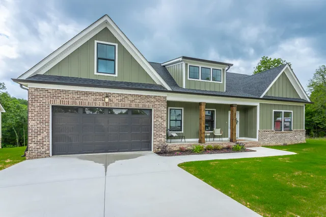 $525,000 | 125 Cascade Drive, Rossville, GA 30741