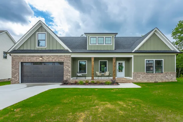 $525,000 | 125 Cascade Drive, Rossville, GA 30741