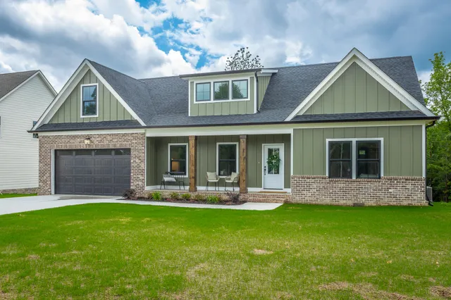 $525,000 | 125 Cascade Drive, Rossville, GA 30741