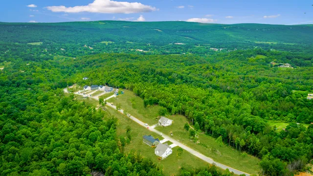 $525,000 | 125 Cascade Drive, Rossville, GA 30741