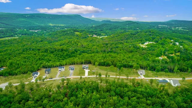 $525,000 | 125 Cascade Drive, Rossville, GA 30741