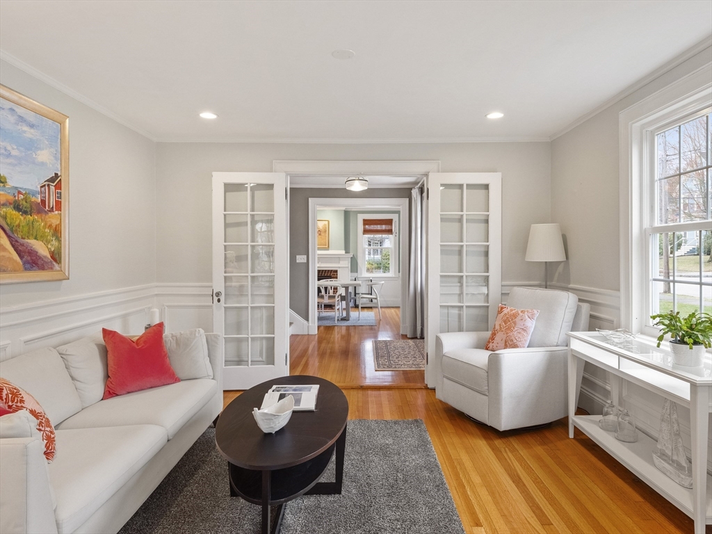 20 Hillcrest Road Reading, MA 01867 - Photo 18 of 36 Gallery Image 18