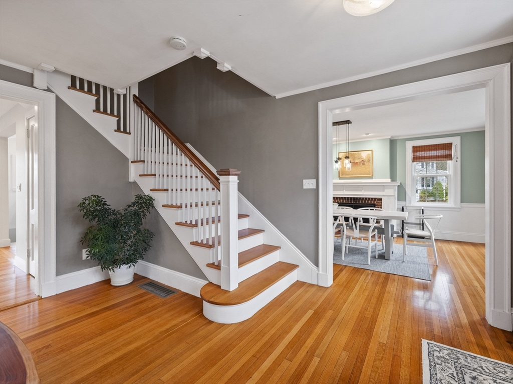 20 Hillcrest Road Reading, MA 01867 - Photo 10 of 36 Gallery Image 10