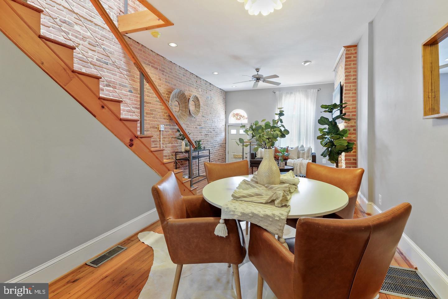 1528 Covington Street Baltimore, MD 21230 - Photo 8 of 29
