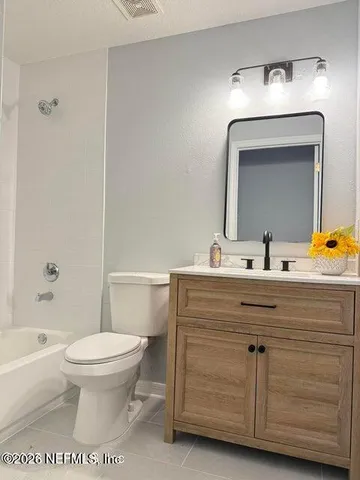 $2,350 | 185 King Arthur Court, St. Augustine, FL 32086