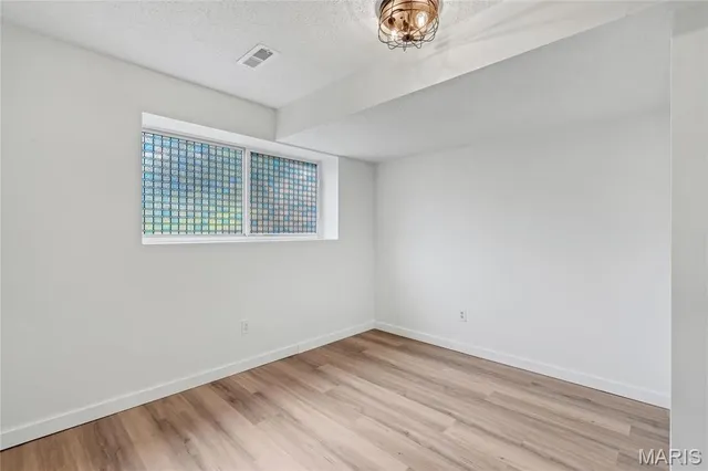 $2,500 | 802 Notre Dame Drive, O'Fallon, MO 63366