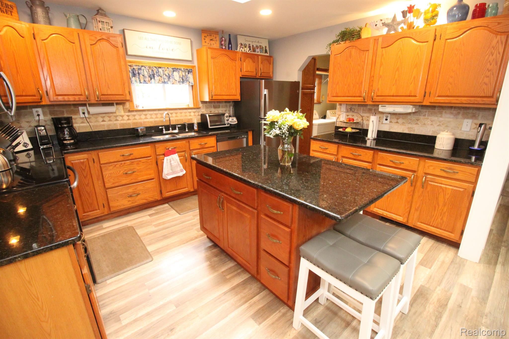50191 Cedargrove Road Utica, MI 48317 - Photo 13 of 41 Gallery Image 13