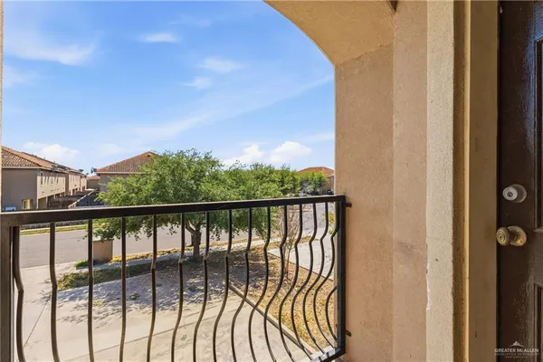 $1,250 | 1305 East Olympia Avenue, Unit A, McAllen, TX 78503