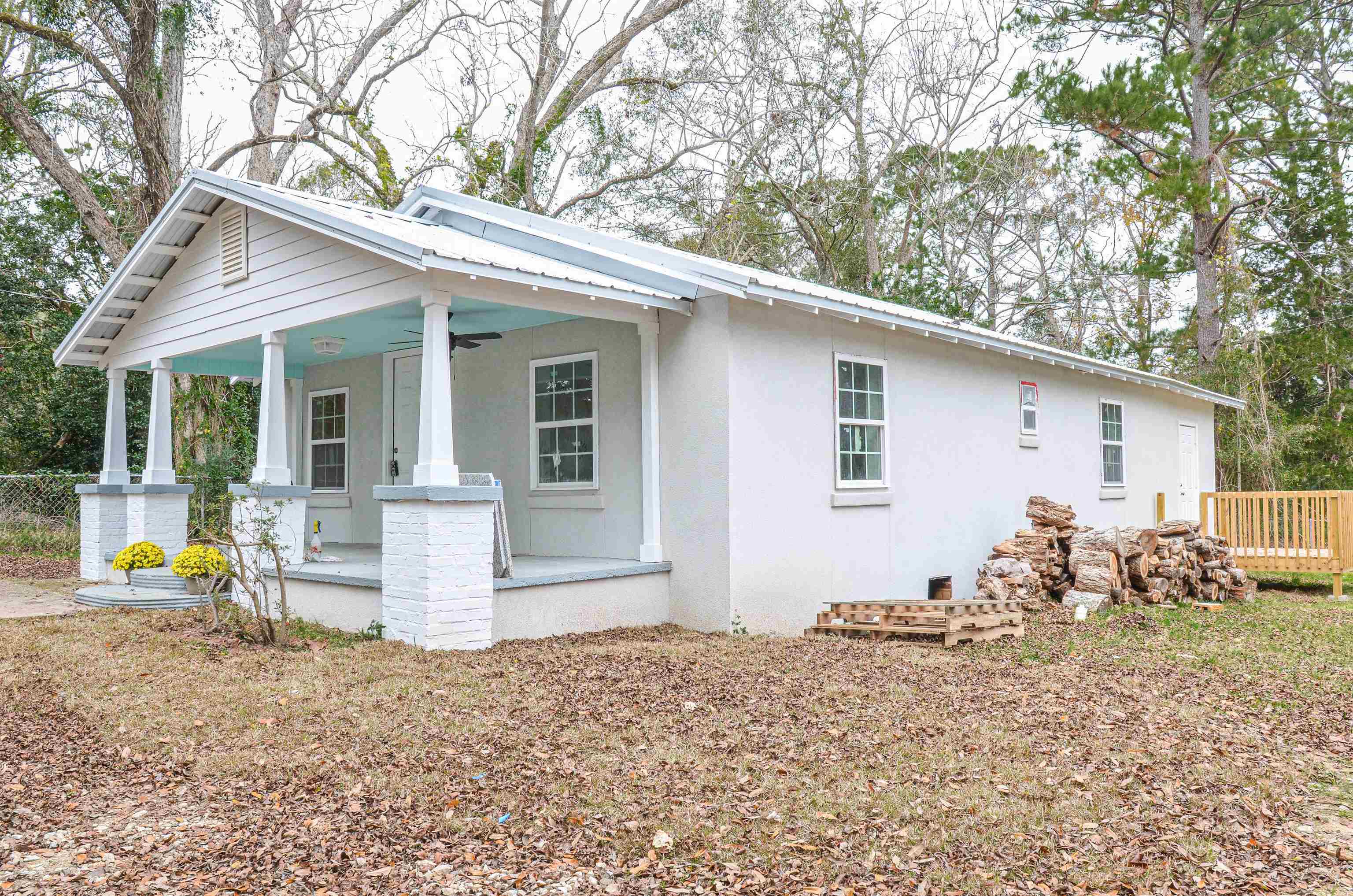 7527 Douglas Street Daphne, AL 36527 - Photo 3 of 21