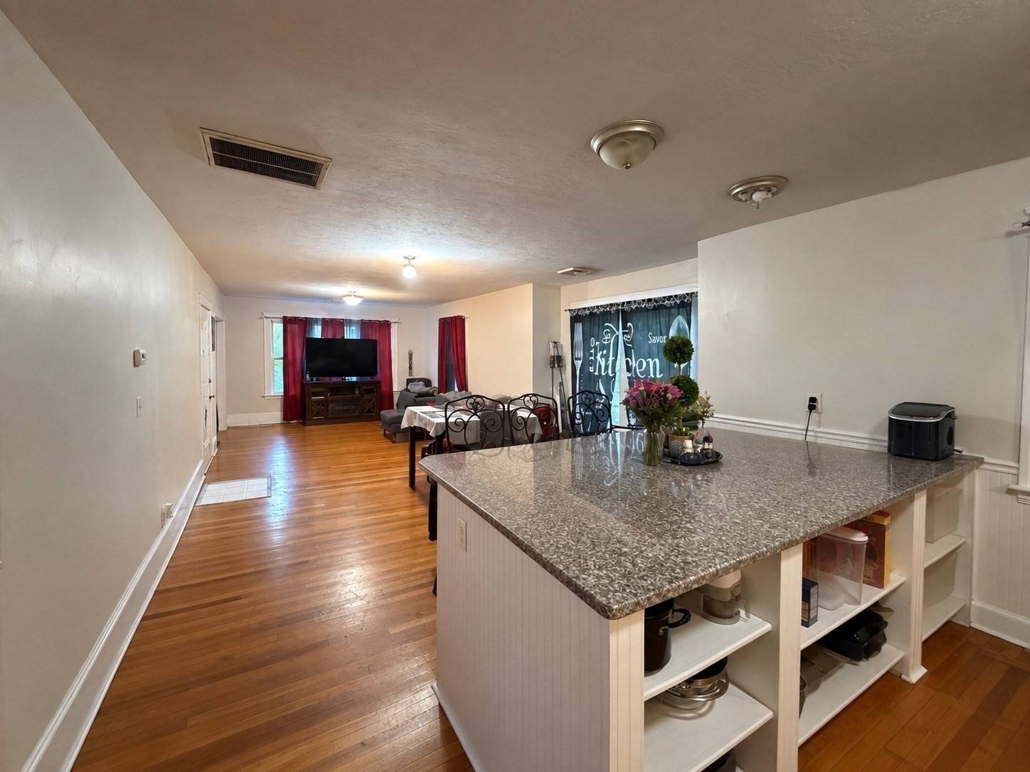 49 Sagamore Road Worcester, MA 01609 - Photo 14 of 26 Gallery Image 14