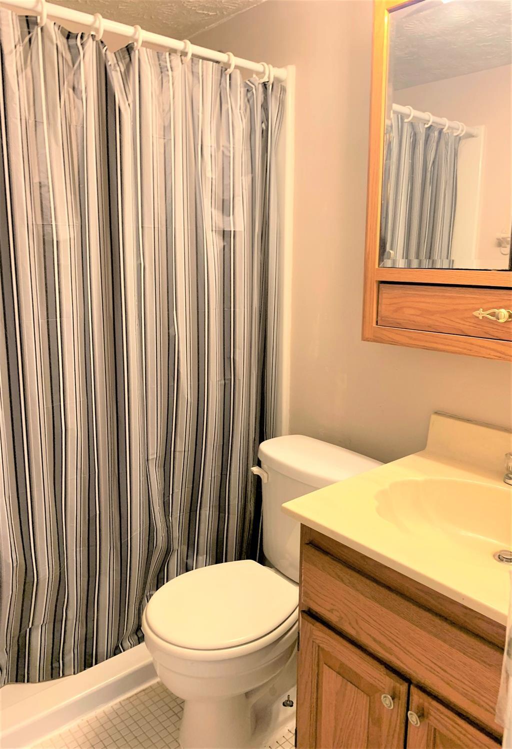 7752 Montgomery Road, Unit 14 Cincinnati, OH 45236 - Photo 14 of 28