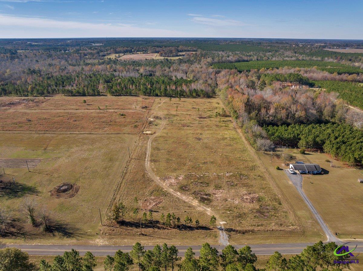 245 Pace Road Cochran, GA 31014 - Photo 7 of 18
