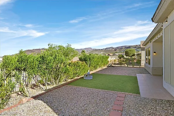 $2,490 | 562 Mountain Links Drive, Henderson, NV 89012